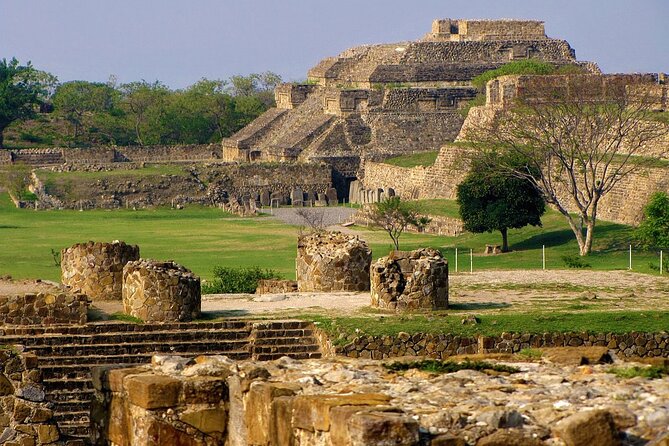 Half day tour to Monte Albán - The Unique Setting of Monte Albán’s Mountaintop Location
