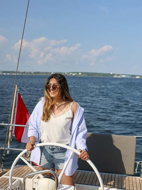 Halifax: Sunset Wine and Cheese Sailboat Cruise - The Experience of Sailing and Participating on Board