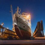 Hamburg: 1.5-Hour Evening Lights Harbour Cruise on a Ship - Departure and Meeting Point at Landungsbrücken