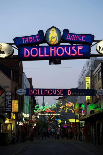 Hamburg: Private St. Pauli Red Light District Tour - Exploring St. Pauli’s Colorful Street Art and Quirky Bars