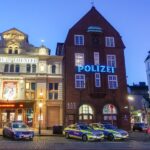 Hamburg: Reeperbahn Quickie, The Short & Sexy St. Pauli Tour - Starting Point at Davidwache Police Station in Hamburg