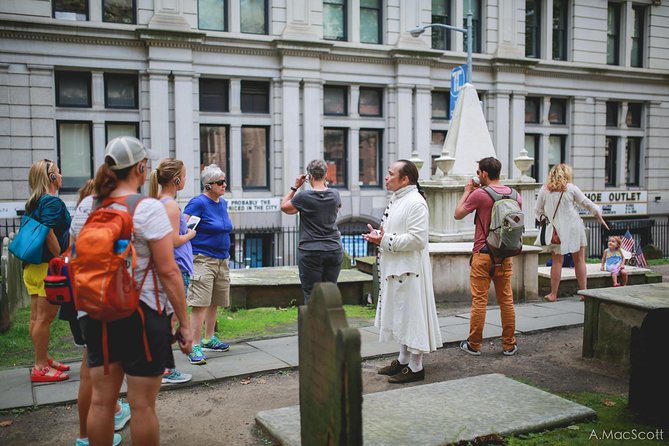 Hamilton Live! Walking Tour in lower Manhattan - Exploring Historic Government Buildings & Landmarks