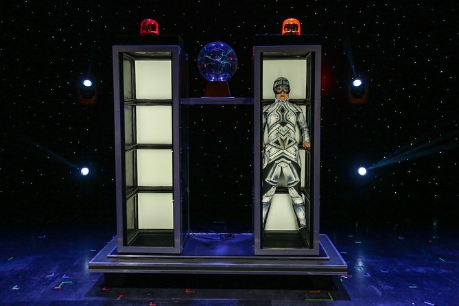 Hamners' Unbelievable Variety Show in Branson - Highlights of the Magic and Illusions