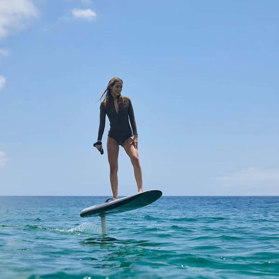 Hampton: 60-Minute eFoil Lesson - Precise Location and Meeting Point for the eFoil Lesson