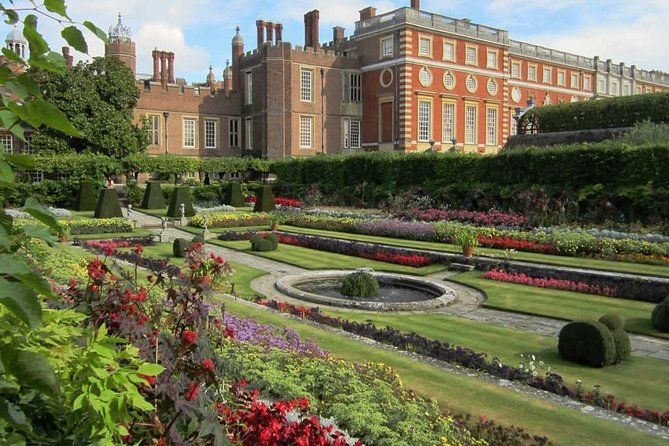 Hampton Court Palace Private Tour - Secrets of Henry VIII - Customizable Itinerary Focuses on Your Interests