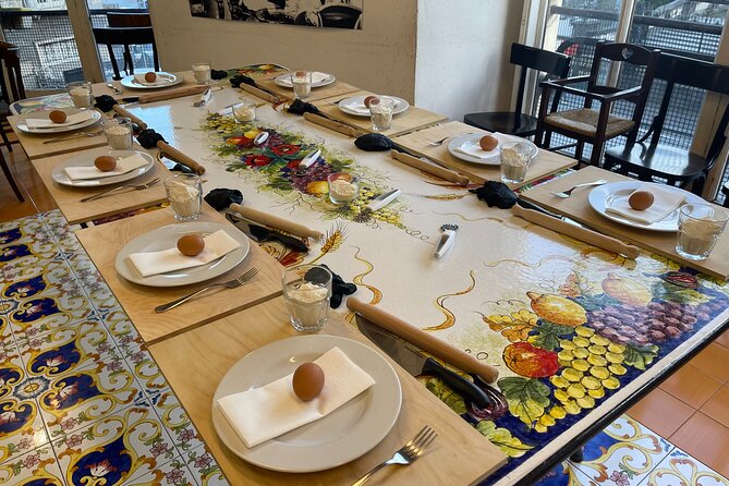 Hands-On Pasta Making and Traditional Tiramisu Workshop - Group Dynamics and Atmosphere During the Class