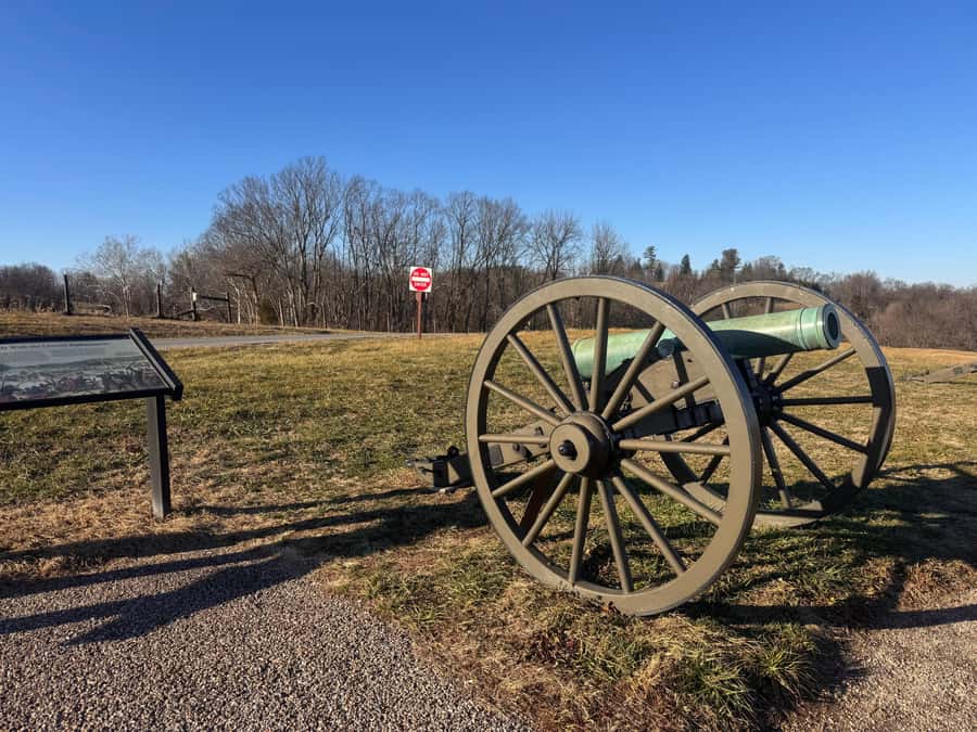 Harpers Ferry and Antietam Battlefield Tour - Exploring the Strategic Significance of Harpers Ferry