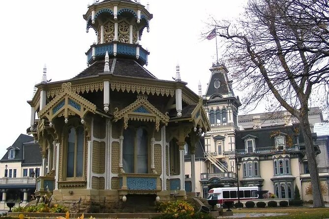 Haunting Histories: An Audio Tour of Milwaukees Wicked Westown - Exploring the Haunted Campus of Marquette University