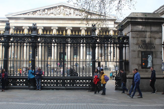 Heathrow Airport to Central London Private Round Trip Transfer - How the Private Transfer Service Works from Heathrow Airport