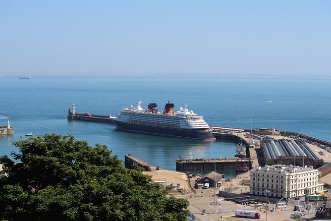 Heathrow Airport to Dover Cruise Port or Hotel Private Airport Arrival Transfer - Comfortable Vehicles for All Group Sizes