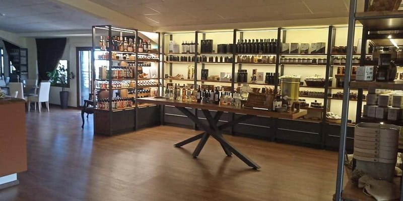 Heraklion: Wine, Olive Oil & Cheese Gastronomic Experience - Visiting Crete’s Authentic Wineries with Local Guides