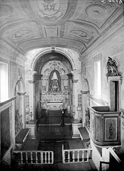 Hidden Lisbon: an urban pilgrimage, secret chapels, and hidden churches - Starting Point: Facing Lisbon Cathedral with a Clear Meeting Spot