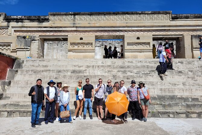Hierve el Agua, Tule Tree, Mitla and Mezcal Distillery Tour - Starting at the Tule Tree: Witness the World’s Widest Tree