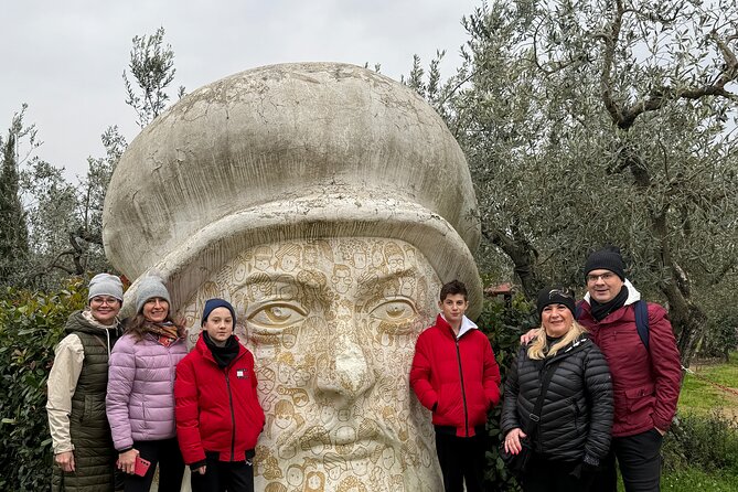 Hiking in da Vincis Land in Tuscany - Hiking the Gentle Slopes of Vincis Countryside