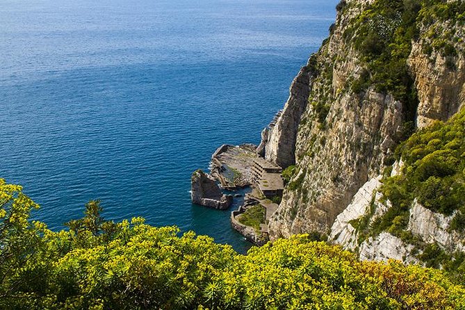 Hiking Path of The Gods All Inclusive - The Iconic Path of the Gods Trail