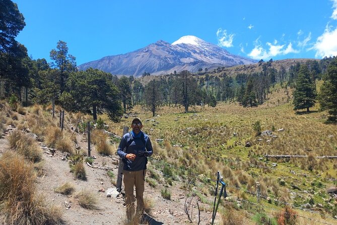 Hiking Tour on the Pico de Orizaba Volcano - The Gradual Climb and Changing Vegetation