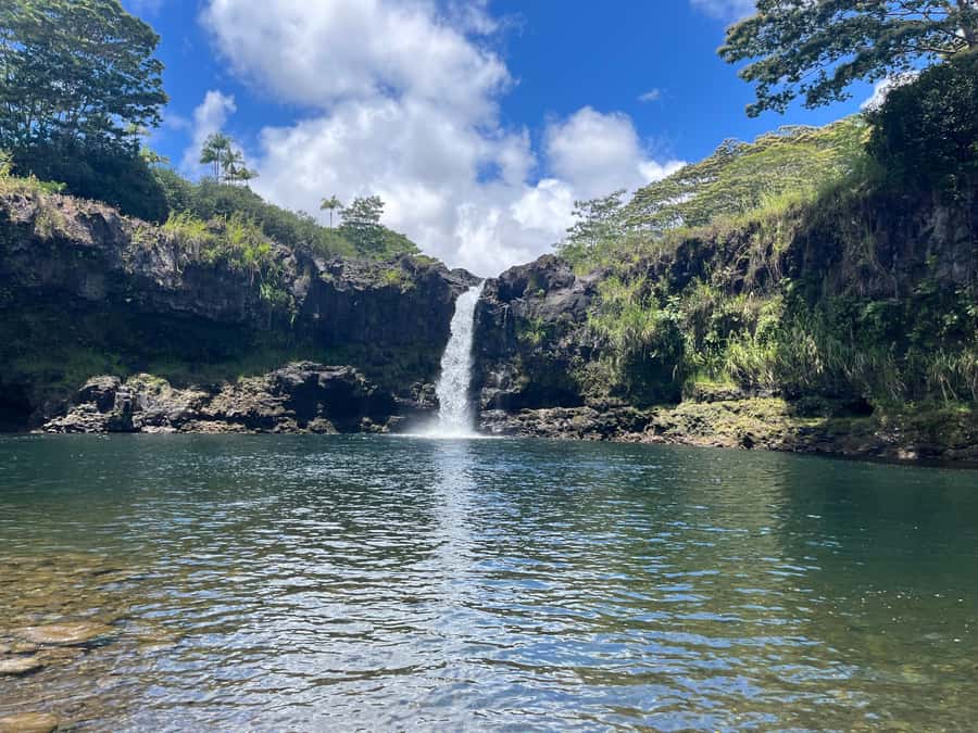 Hilo: Waterfall Hike and Swim with Native Hawaiian - Exploring Wainuenue and Peepee Waterfalls