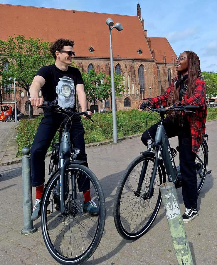 Hilton Head Island Electric Bike Rentals - Scenic Trails Along Hilton Head’s Beachfront and Tree-Lined Paths