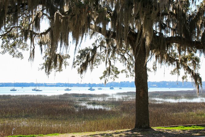 Historic Beaufort Smartphone Guided Walking Tour - Discovering Historic Streets and Buildings in Beaufort