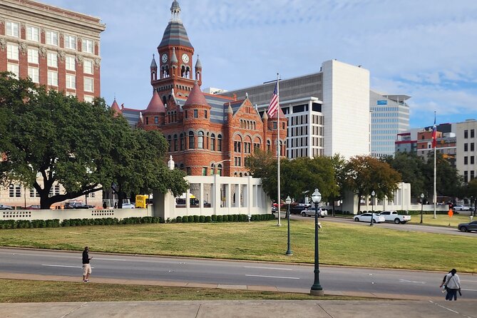 Historic Dallas Downtown Solo Self Guided Walking Tour - Discovering JFK Memorial Plaza and Dealey Plaza