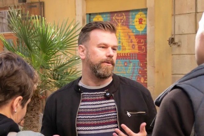 Historic Walking Tour & Food Experience - Private Tour - Discovering Medieval Barcelona in El Born and La Ribera