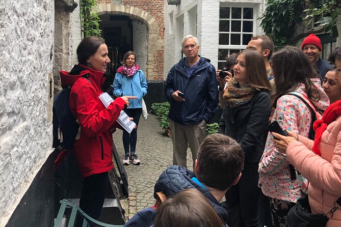 Historical Walking Tour: Legends of Antwerp - From Financial Roots to Fashion