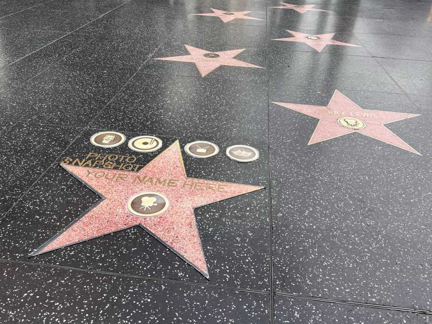 Hollywood: Make Your Own Star Walk of Fame Photo Experience - Meeting Point and Accessibility Details