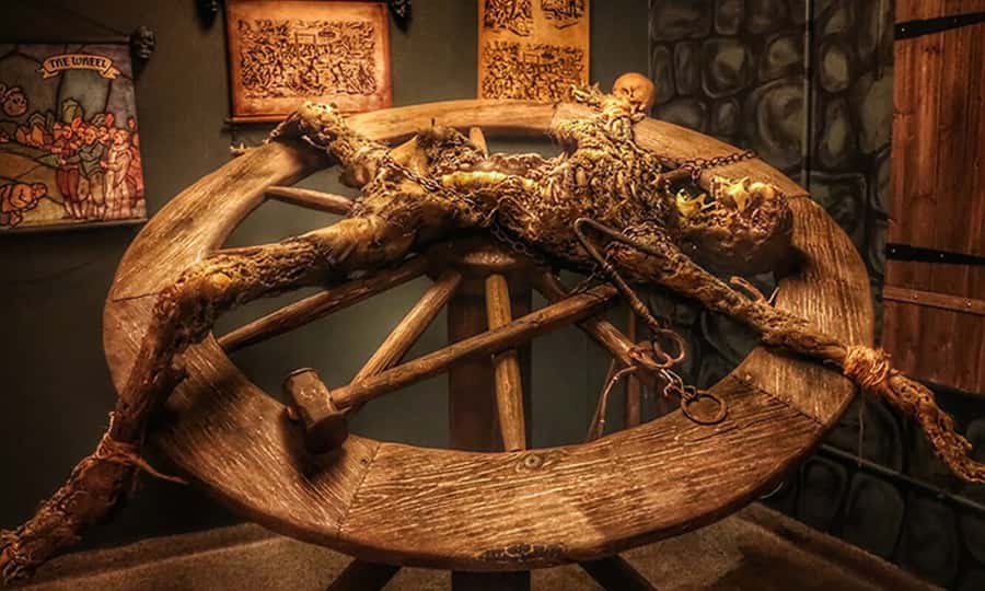 Hollywood: Medieval Torture Museum Ticket with Ghost Hunting - The Location and Access Details in Los Angeles