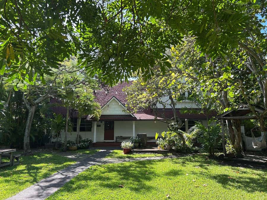 Honolulu: Afternoon at McGarrett's-Hawaii Five-O - Visiting the Filming Locations in Honolulu’s Financial District