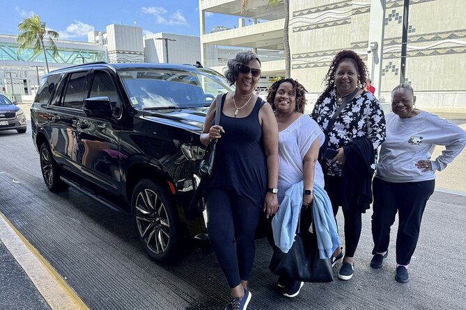 Honolulu Airport Transfer + Flower Lei Greeting - Convenient Pickup and Drop-off at Waikiki Hotels