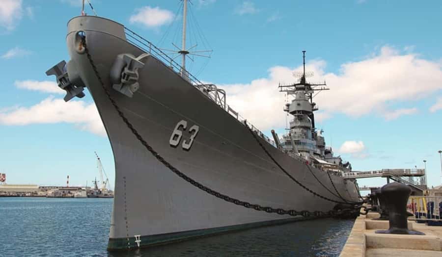 Honolulu: Battleship Missouri Memorial with Guide Option - The USS Missouris Historic Legacy