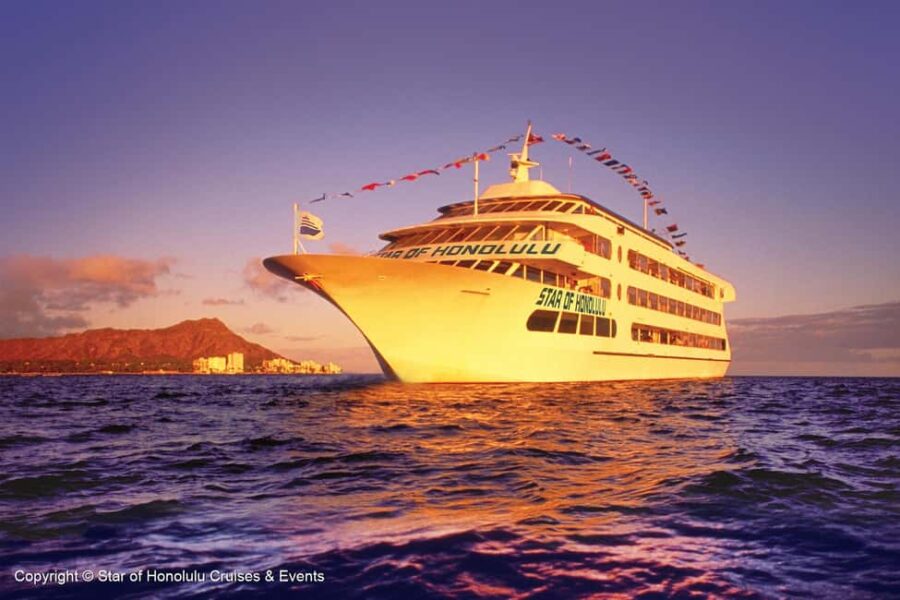 Honolulu: Nova Five Star Sunset Dinner Cruise with Live Jazz - Starting the Evening at Aloha Tower Marketplace