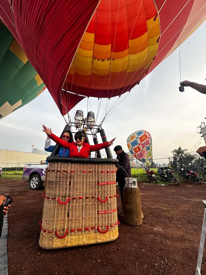 Hot Air Balloon Flight over Teotihuacan from Mexico City - The Experience of a Sunrise Balloon Flight Over Teotihuacan
