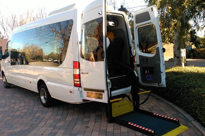 Hotel Madrid City Private Transfer To Madrid Barajas Airport - How the Pickup Process Works and Luggage Help