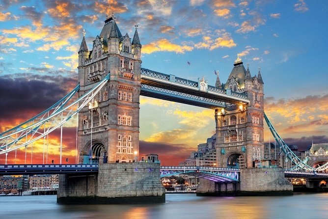 Hourly Rate Disposal Service with Private Driver in London - Multiple Start Times and Custom Durations for Your Schedule