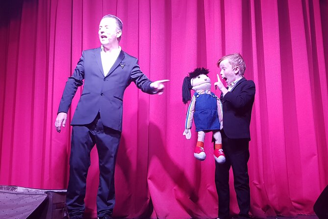 House of Illusion Magic Show with Drinks - The Magic Show in Salou: An Evening of Illusions and Laughter