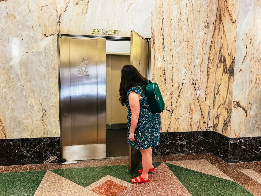 Houston: Astroville Tunnel Tour of Downtown Houston - Stops at Houston’s Tallest and Oldest Buildings