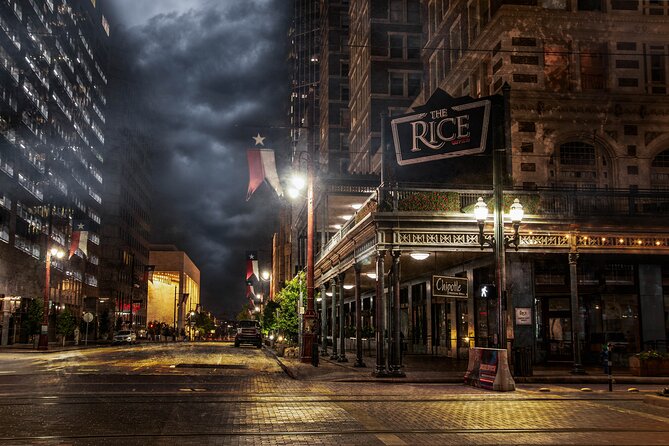 Houston Ghosts and Hauntings By US Ghost Adventures - Exploring Houston’s Ghostly Landmarks