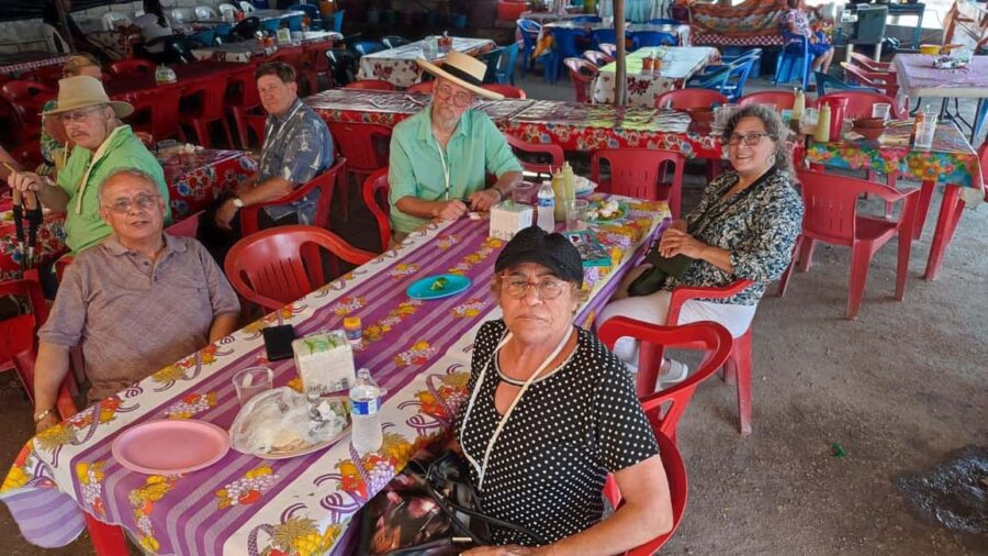 Huatulco: Mexico City Guided Taco Tasting Tour with Drinks - Tasting Three Unique Tacos from Different Kitchens