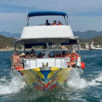 Huatulco: Premium Boat Tour with snorkel experience. - Exploring Chachacual Bay’s Calm Waters and Marine Life