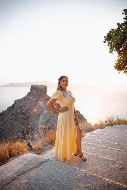 IMEROVIGLI PHOTOS - Starting the Photoshoot in Imerovigli’s Iconic Village Center