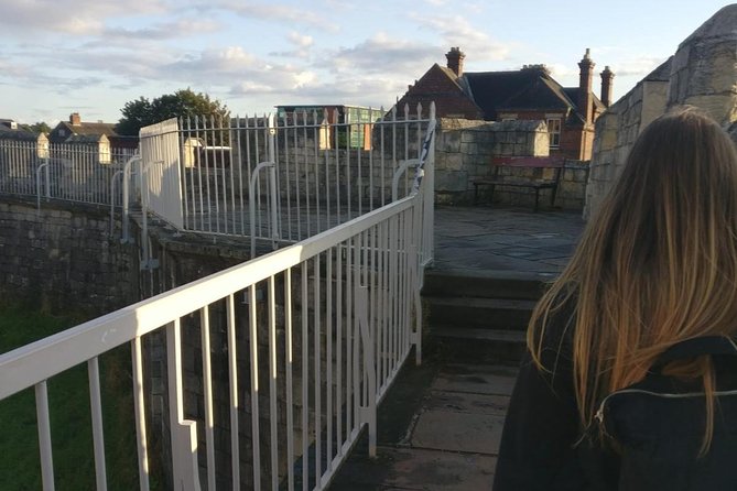 Immersive Murder Mystery in York, A City Treasure Hunt Experience - From the Walls to Hidden Taverns: The Pub Stops