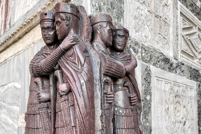 In and Around St. Marks Square: A Self-Guided Audio Tour - Exploring the Exterior of the Doges Palace