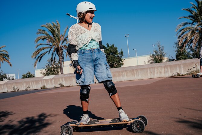 initiation experience to ride an e-skate - Practicing in the Safe Setting of Barcelona’s Linear Park
