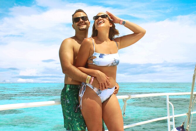 Isla Mujeres Catamaran Beach Tour - Relaxation at Albatros Beach Club