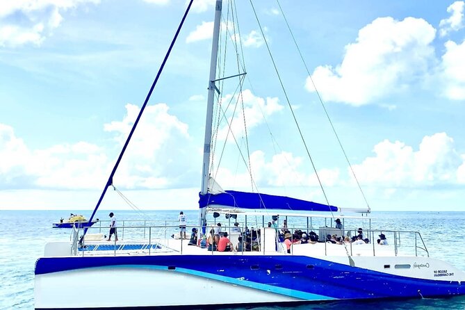 Isla Mujeres Unlimited! Party & Drinks from Cancun - From Cancun to the Private Marina at Punta Sam