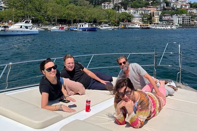 Istanbul Bosphorus Morning Yacht Tour with Snacks - Exploring Istanbul’s Landmarks from the Water