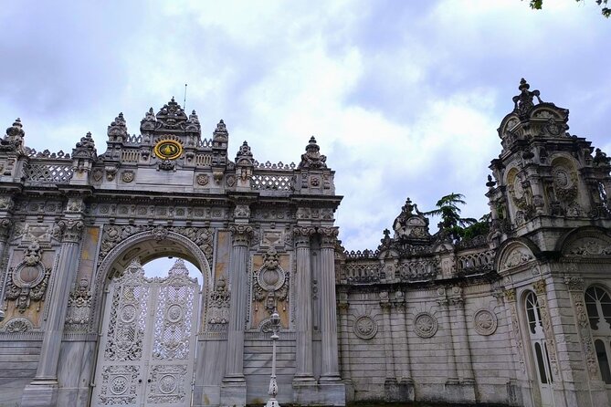 Istanbul: Dolmabahce Palace Entry Ticket - How the Audio Guide Enhances Your Visit