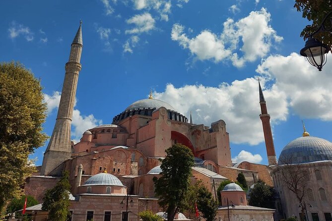 Istanbul Highlights! Blue Mosque, Hagia Sophia, Topkap and More! - Visiting Hagia Sophia: A Key Ottoman and Byzantine Landmark