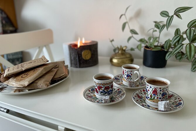 Istanbul Home Style Turkish Coffee Making and Fortune Telling - The Setting: Özges Warm Istanbul Home in Beikta